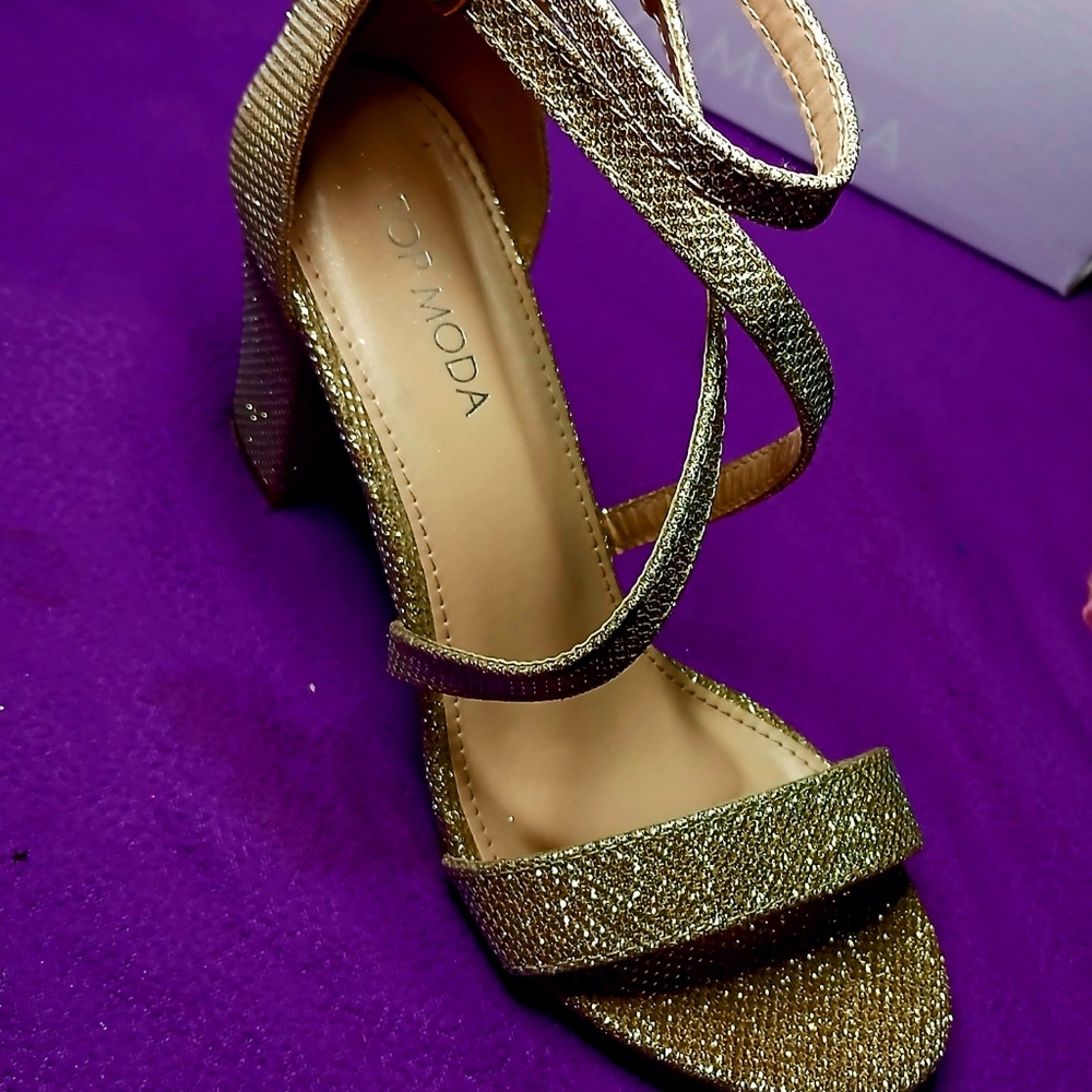 Top Moda Heels - Picture 2 of 6